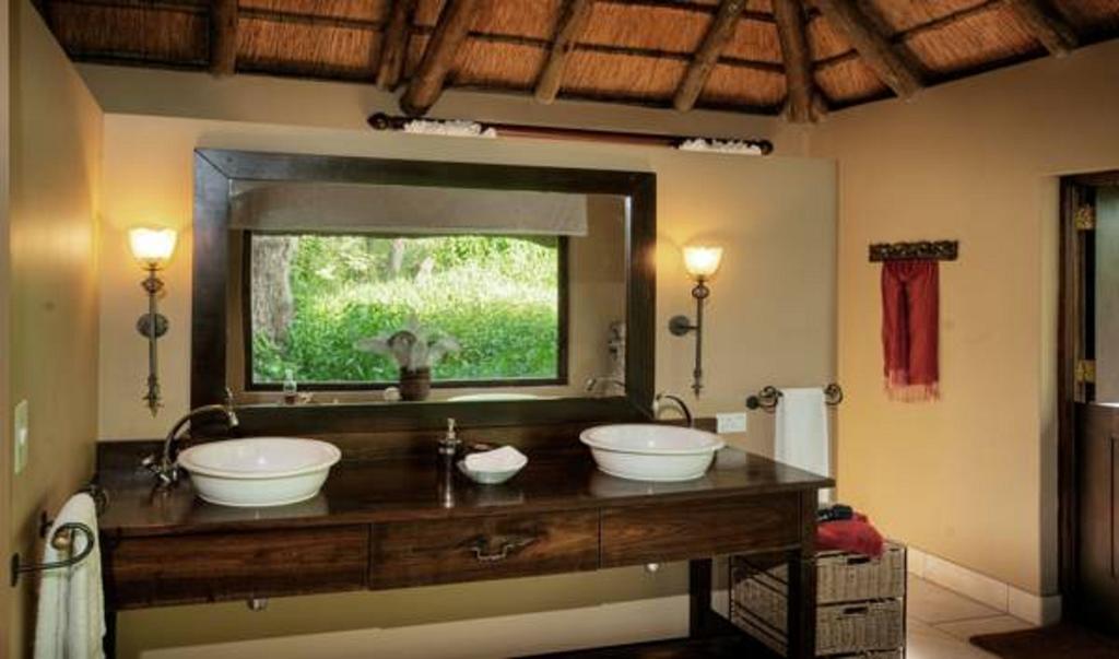 Royal Tree Lodge Maun Bilik gambar